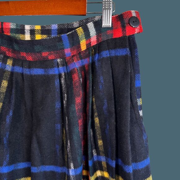 Vintage 70s Code: 7 Wool Plaid Skirt w/ Pockets - Picture 2 of 7